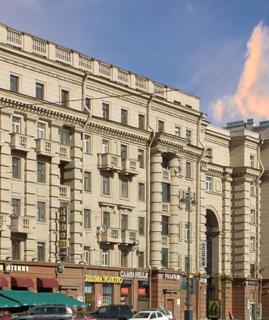 Остекление балкона в сталинке в Москве — Цены на остекление балконов в  сталинских домах от производителя